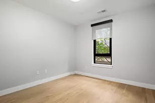 9 Central St, Somerville, MA 02143 - Photo 12