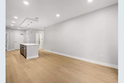9 Central St #202, Somerville, MA 02143 - Photo 8