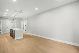 9 Central St, Somerville, MA 02143 - Photo 8