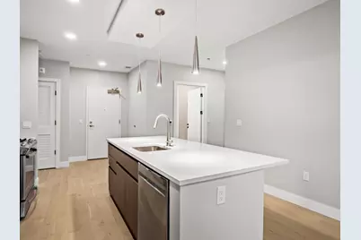 9 Central St #202, Somerville, MA 02143 - Photo 4