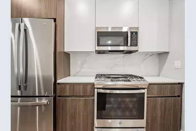9 Central St #202, Somerville, MA 02143 - Photo 2