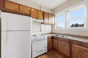 37 Eaton St, Fall River, MA 02723 - Photo 22