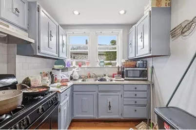 37 Eaton St, Fall River, MA 02723 - Photo 6