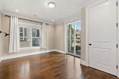 9 M #2, Boston, MA 02127 - Photo 16
