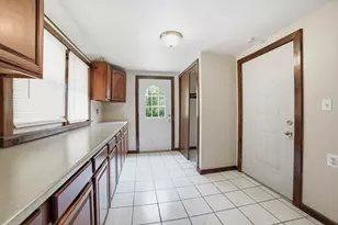 132 Charlton Rd, Spencer, MA 01562 - Photo 10