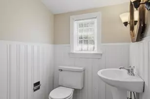117 Hazardville Rd, Longmeadow, MA 01106 - Photo 18