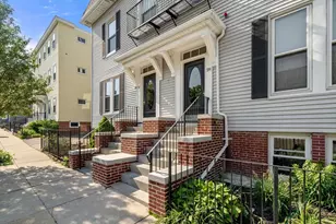 554 E 4th St, Boston, MA 02127 - Photo 22