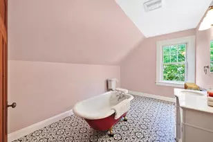 36 Spruceland Ave, Springfield, MA 01108 - Photo 34