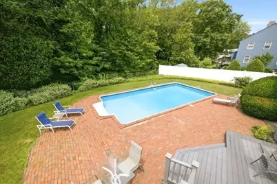 10 Wildwood Dr, Medfield, MA 02052 - Photo 26