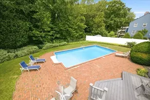 10 Wildwood Dr, Medfield, MA 02052 - Photo 26