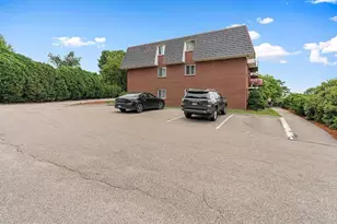 6 Apricot St, Worcester, MA 01603 - Photo 26