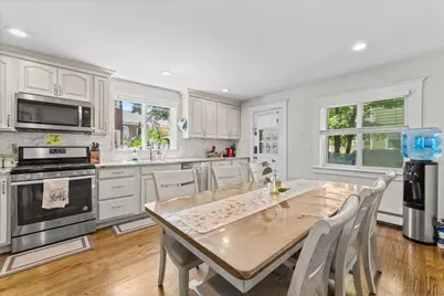 3 Oakland Park, Medford, MA 02155 - Photo 2