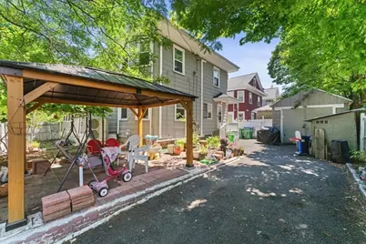 3 Oakland Park, Medford, MA 02155 - Photo 2