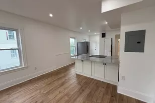19 Reeves St, Worcester, MA 01607 - Photo 2