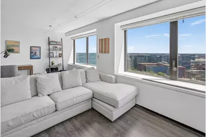 85 East India Row #33E, Boston, MA 02110 - Photo 2