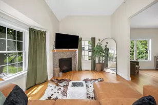 2 Charles Ridge Rd, Littleton, MA 02466 - Photo 6