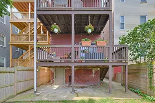 498 Sumner St, Boston, MA 02128 - Photo 28