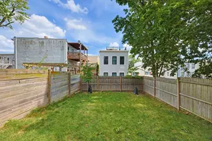 498 Sumner St, Boston, MA 02128 - Photo 24