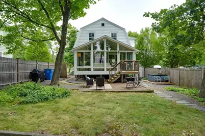 7 Henry St, Belmont, MA 02478 - Photo 4