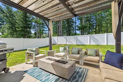 10 Sadie Ln, Methuen, MA 01844 - Photo 4