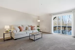 147 Constitution Dr, Fitchburg, MA 01420 - Photo 2