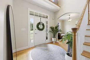 8 Lexington Cir, Southwick, MA 01077 - Photo 6