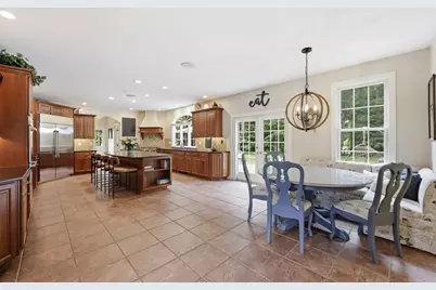 8 Lexington Circle, Southwick, MA 01077 - Photo 12
