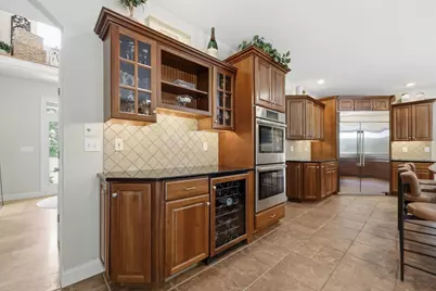 8 Lexington Circle, Southwick, MA 01077 - Photo 14