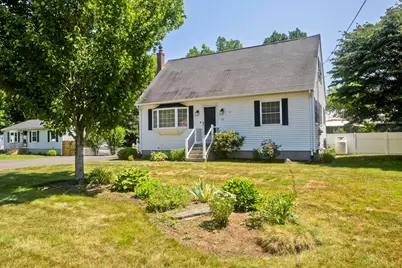 25 Sylvia St Ext, Palmer, MA 01080 - Photo 1