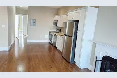 387 Beacon St #6, Boston, MA 02116 - Photo 12