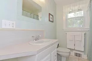 16 Warwick Rd, Gloucester, MA 01930 - Photo 20