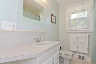 16 Warwick Rd, Gloucester, MA 01930 - Photo 20