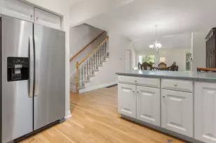 38 Juniper Ln, Hanover, MA 02339 - Photo 4