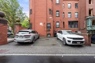 20 Gloucester St, Boston, MA 02115 - Photo 24