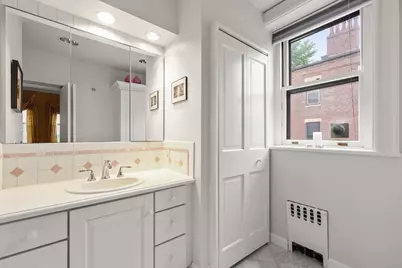20 Gloucester St #3, Boston, MA 02115 - Photo 14
