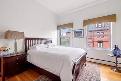 20 Gloucester St #3, Boston, MA 02115 - Photo 16
