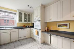 20 Gloucester St, Boston, MA 02115 - Photo 10