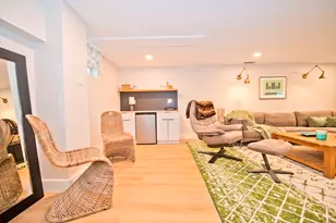 16 Warren Ave, Newton, MA 02465 - Photo 36