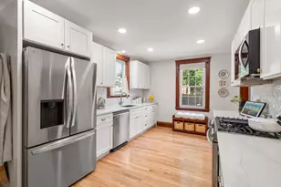 32 Stocker Ave, Lynn, MA 01904 - Photo 10