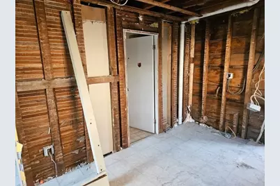 89 Friend St, Gloucester, MA 01930 - Photo 4