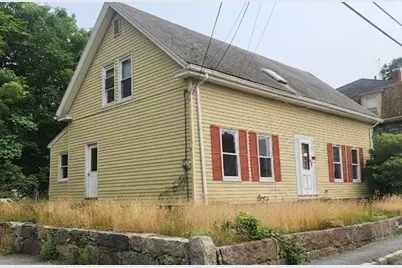 89 Friend St, Gloucester, MA 01930 - Photo 2