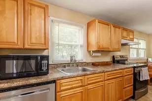 57 5th St, Gardner, MA 01440 - Photo 2