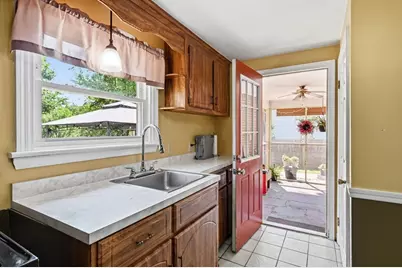 52 Elbert Rd, Agawam, MA 01001 - Photo 14