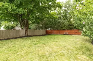 27 Chestnut St, Danvers, MA 01923 - Photo 36
