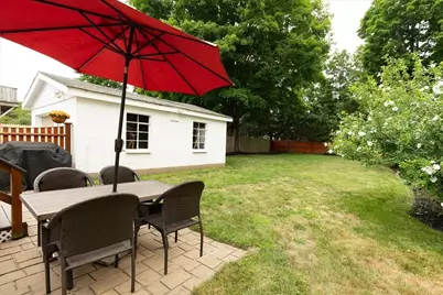 27 Chestnut Street, Danvers, MA 01923 - Photo 32
