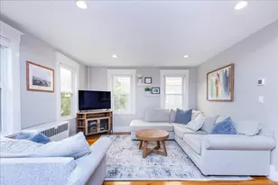 27 Chestnut St, Danvers, MA 01923 - Photo 4