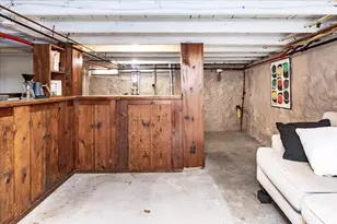 27 Chestnut St, Danvers, MA 01923 - Photo 26