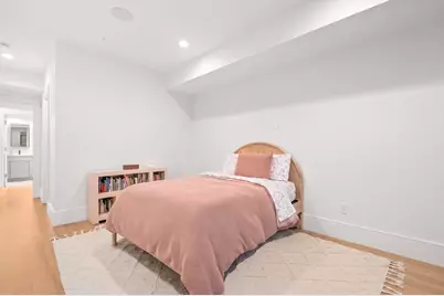 377 W 1st St #3, Boston, MA 02127 - Photo 22