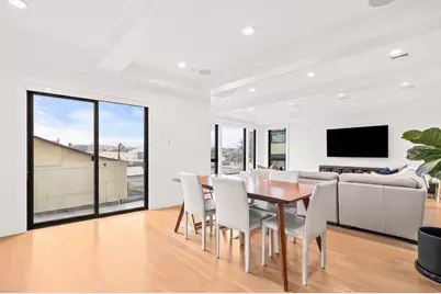 377 W 1st St #3, Boston, MA 02127 - Photo 8