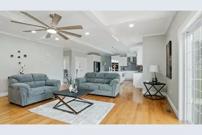 1 A Farmer Cir, East Longmeadow, MA 01028 - Photo 14